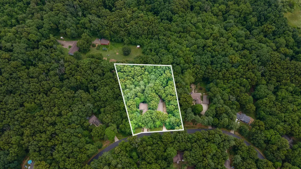 25158 Chaty Lane Pine Grove Township MI 49055