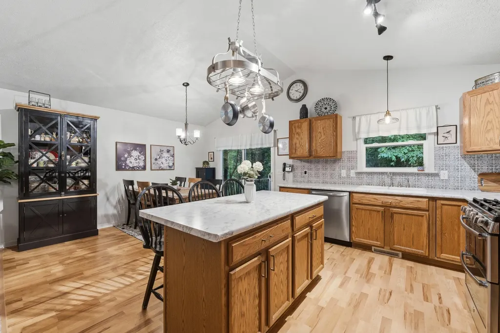 25158 Chaty Lane Pine Grove Township MI 49055