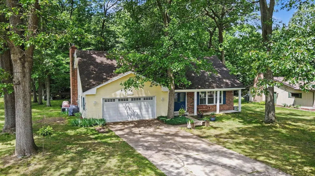 10162 Lloy Street Portage City MI 49024