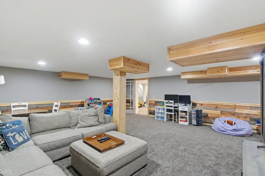 5643 E C Avenue Richland Township MI 49083