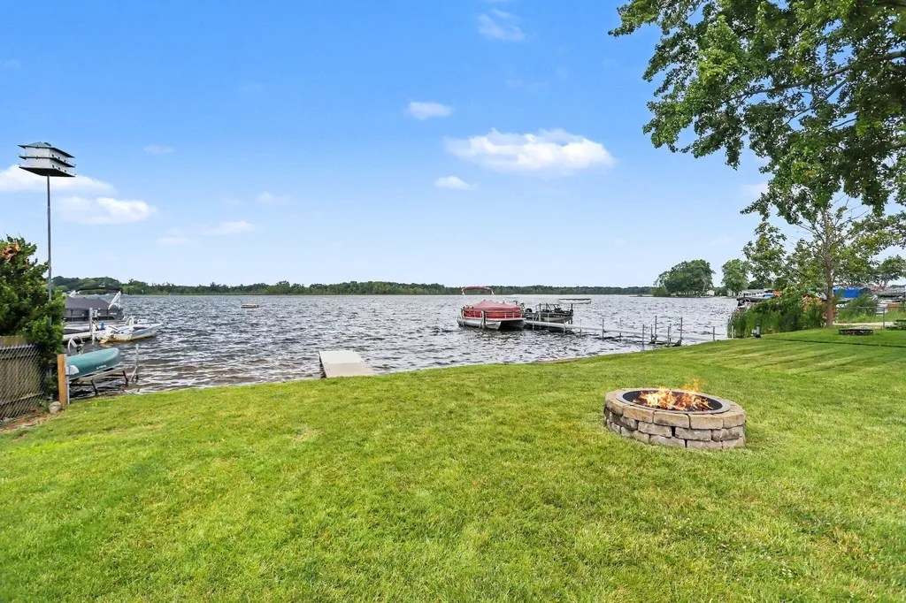 51520 Fish Lake Drive Marcellus Township MI 49067