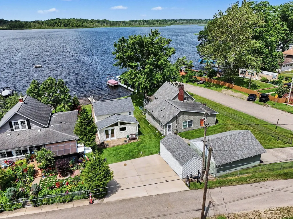 51520 Fish Lake Drive Marcellus Township MI 49067