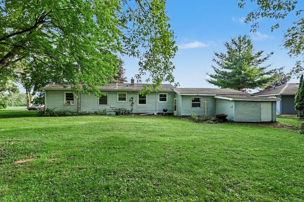 2356 E Napier Avenue Benton Charter Township MI 49022
