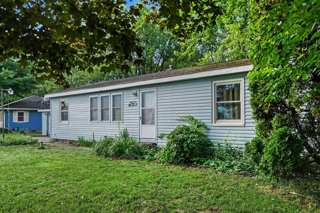 2356 E Napier Avenue Benton Charter Township MI 49022