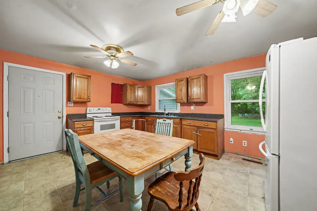 2356 E Napier Avenue Benton Charter Township MI 49022