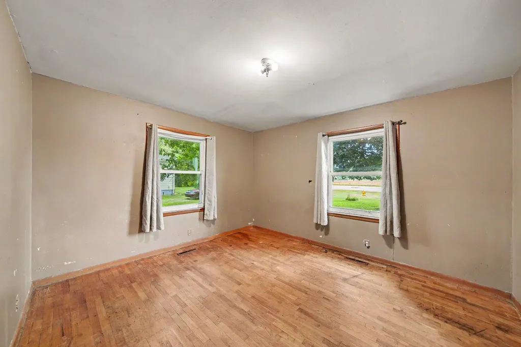 2356 E Napier Avenue Benton Charter Township MI 49022