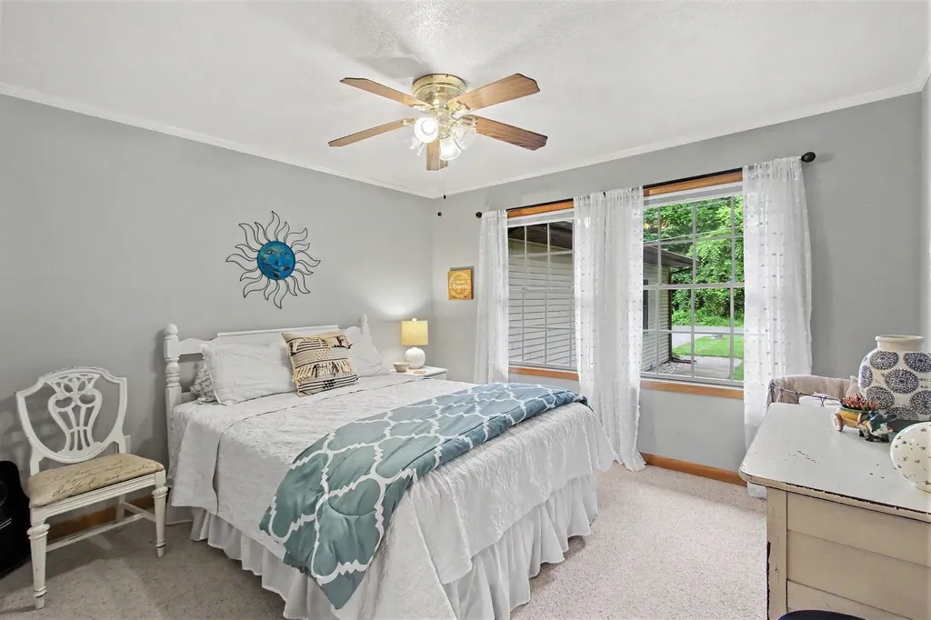 46896 Meadow Lane Hamilton Township MI 49045
