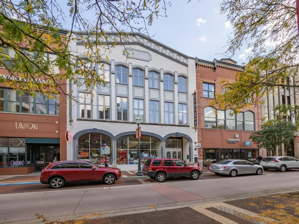 125 S Kalamazoo Mall Kalamazoo City MI 49007