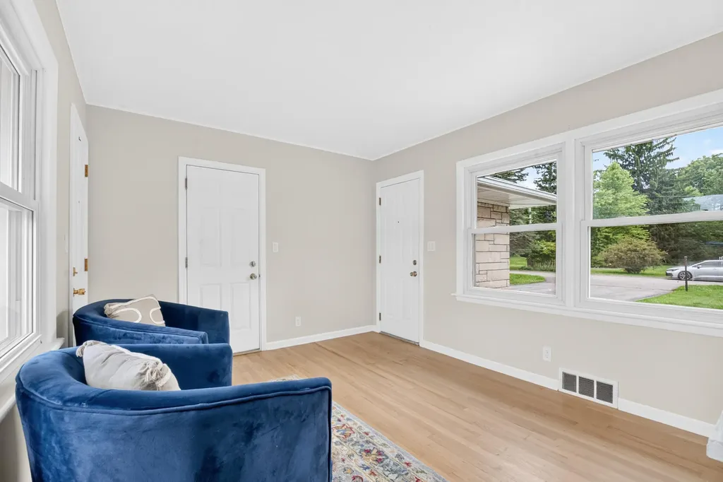 75 Hillside Drive Pennfield Charter Township MI 49017