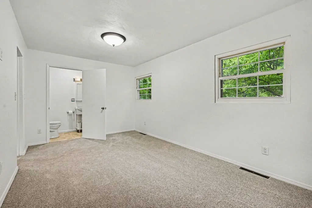 203 Dundee Drive Emmett Charter Township MI 49014