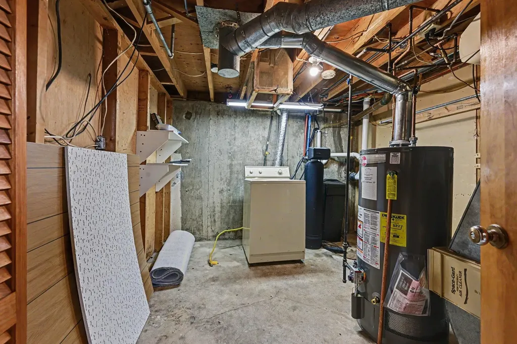203 Dundee Drive Emmett Charter Township MI 49014