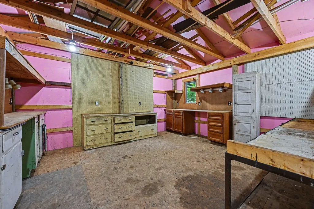 203 Dundee Drive Emmett Charter Township MI 49014