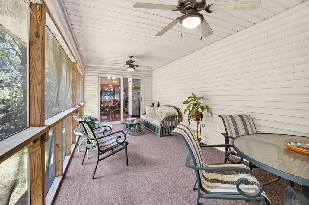 7750 N 32nd Street Richland Village MI 49083