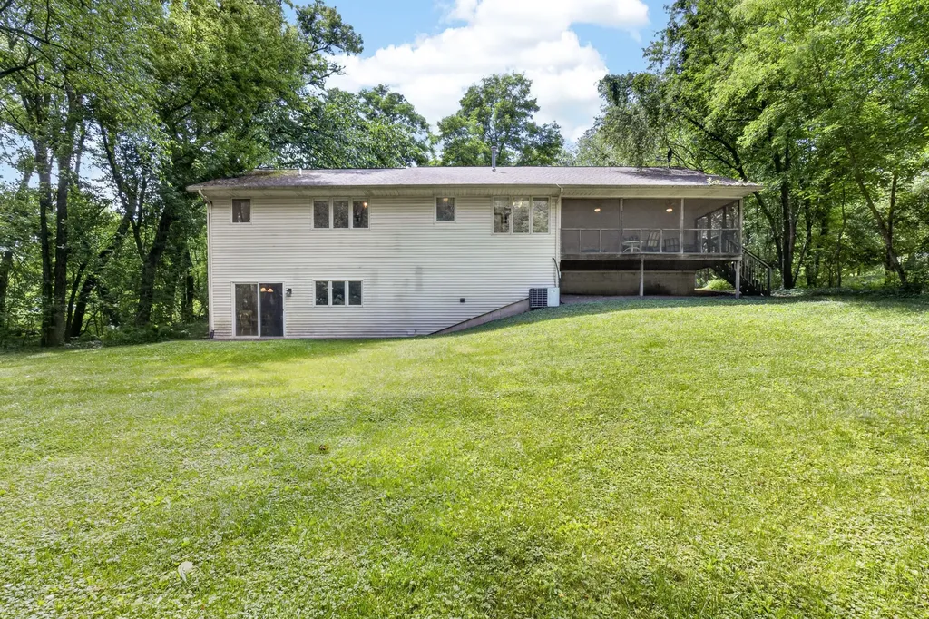 7750 N 32nd Street Richland Village MI 49083