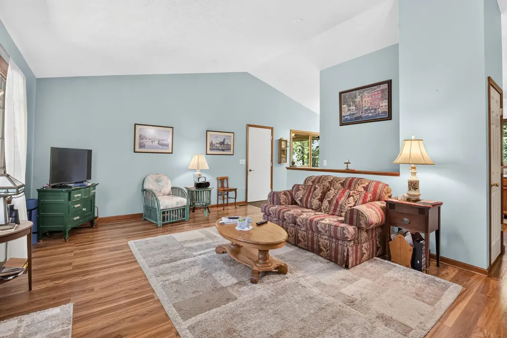 7750 N 32nd Street Richland Village MI 49083