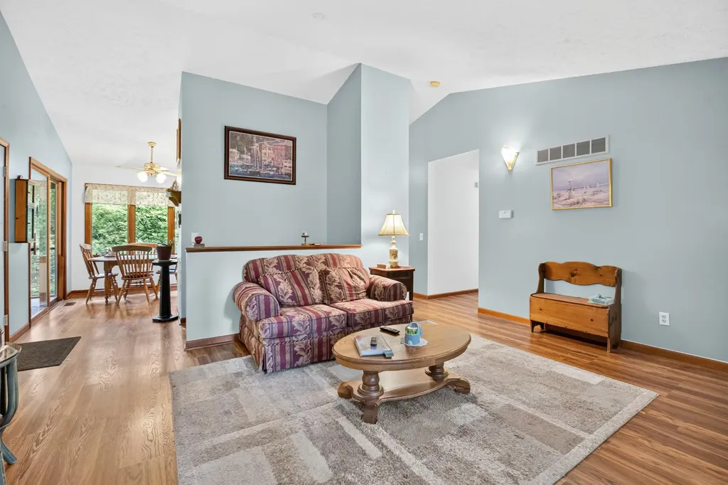 7750 N 32nd Street Richland Village MI 49083