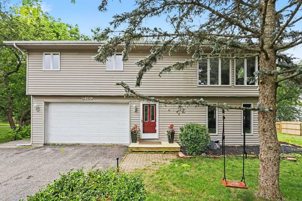 3409 Tamsin Avenue Kalamazoo City MI 49008