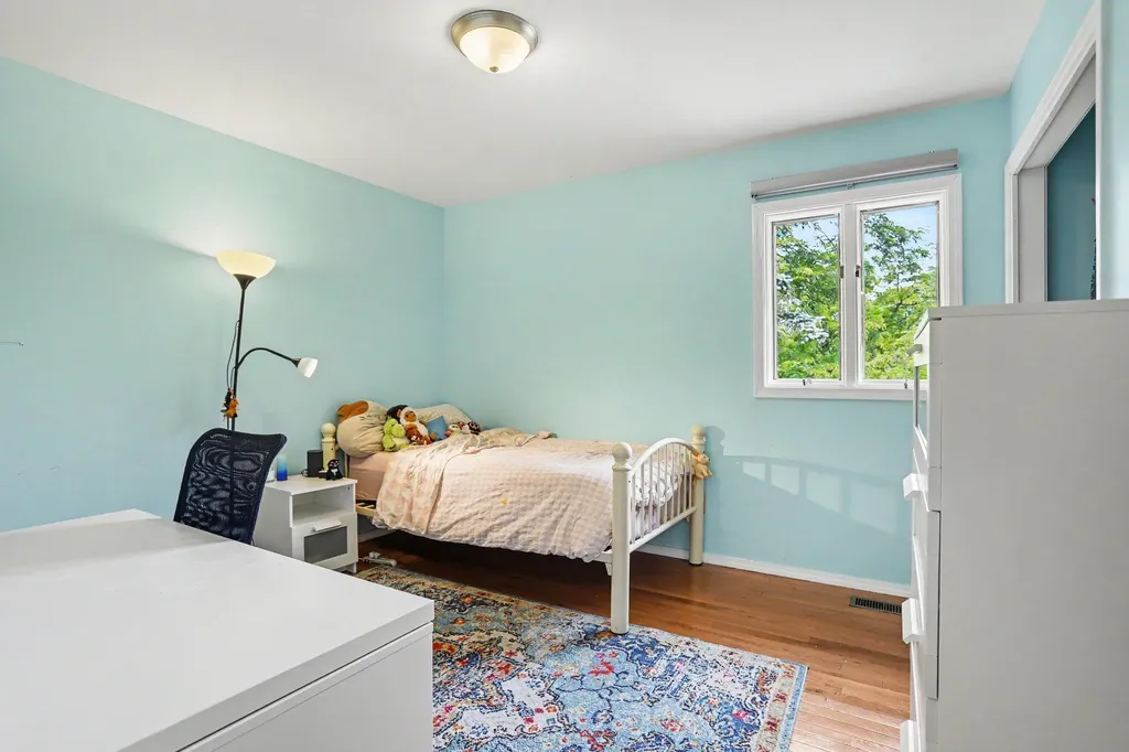 3409 Tamsin Avenue Kalamazoo City MI 49008