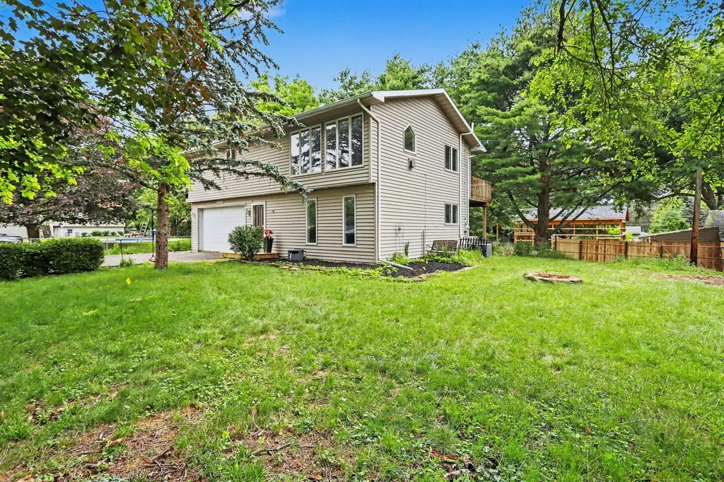 3409 Tamsin Avenue Kalamazoo City MI 49008