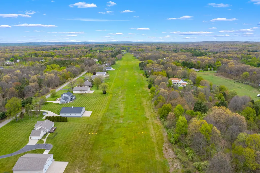 449 S Skyview Drive Oshtemo Charter Township MI 49009