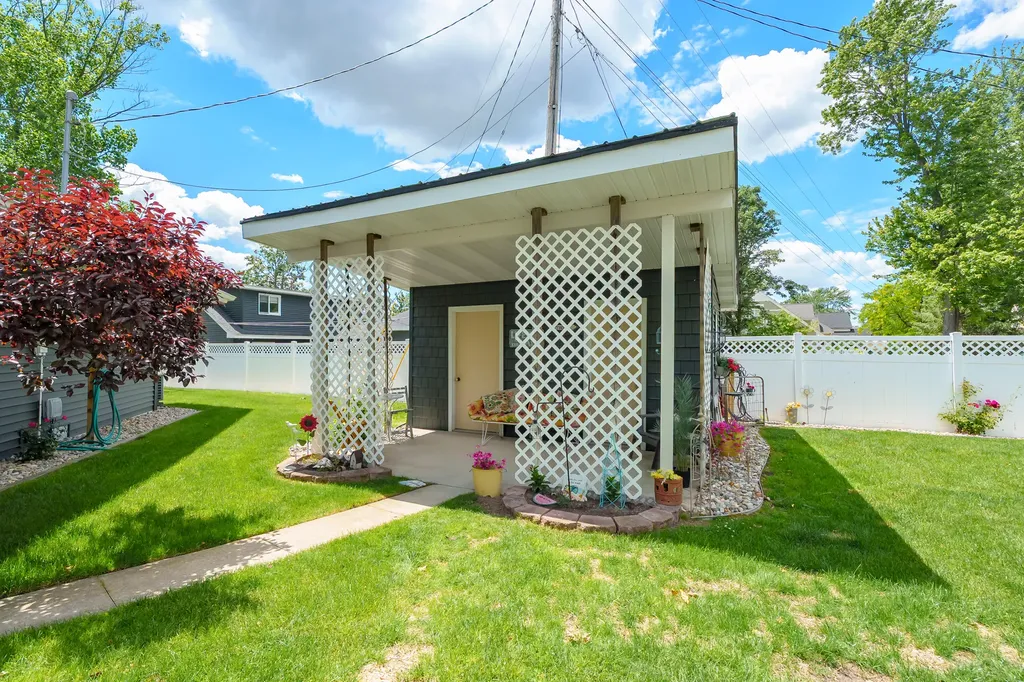 2282 Parker Drive Yankee Springs Township MI 49348