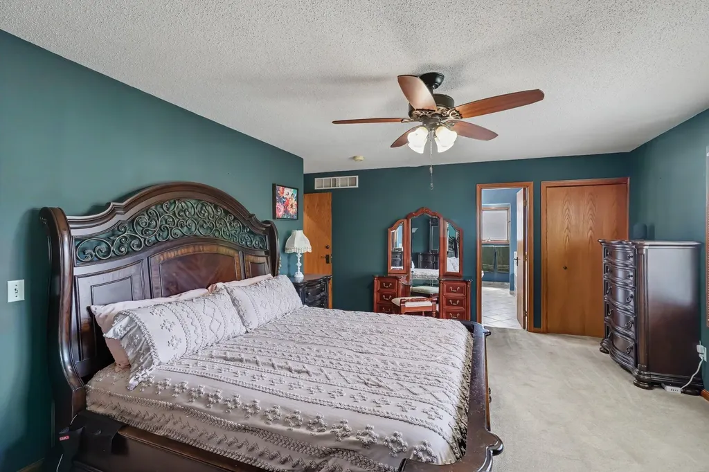 2685 Hunters Point Comstock Charter Township MI 49048