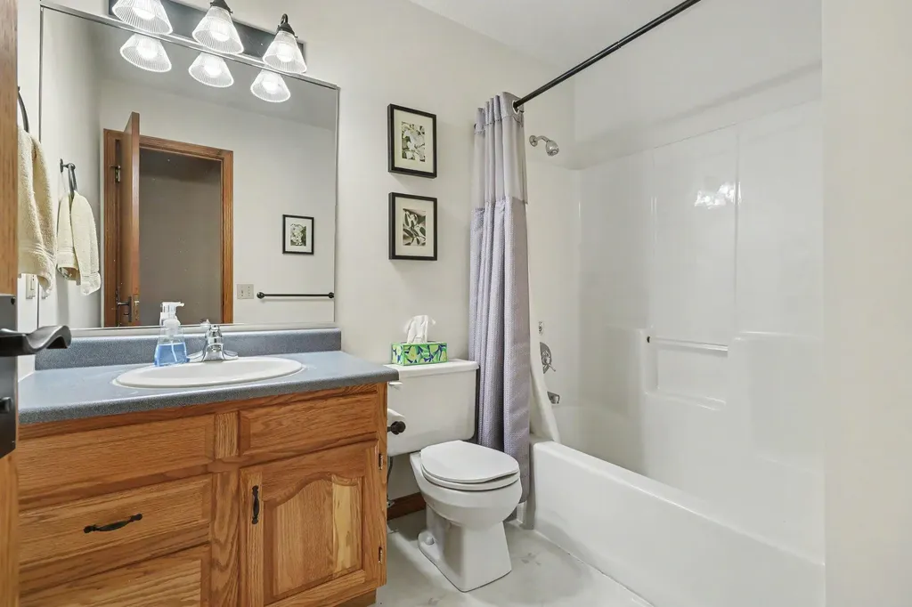 2685 Hunters Point Comstock Charter Township MI 49048