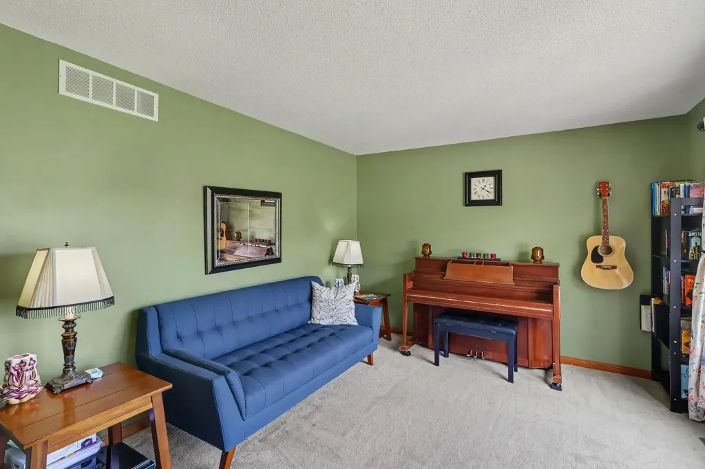 2685 Hunters Point Comstock Charter Township MI 49048