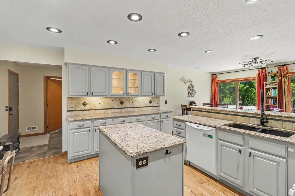 2685 Hunters Point Comstock Charter Township MI 49048