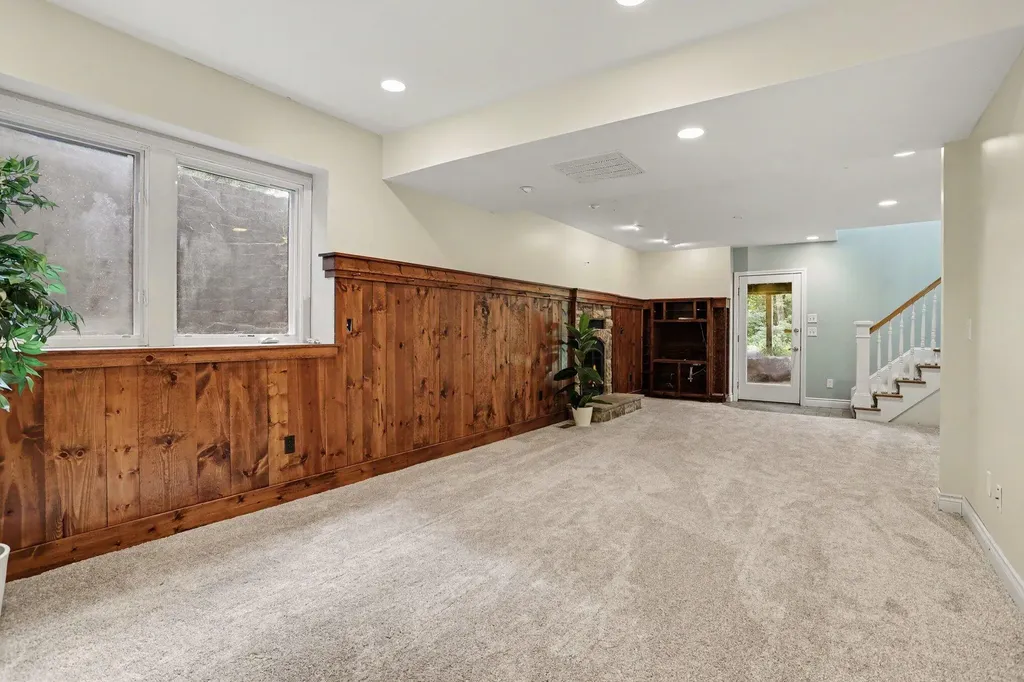 4356 E E Avenue Cooper Charter Township MI 49004