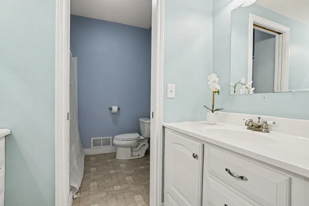 4356 E E Avenue Cooper Charter Township MI 49004