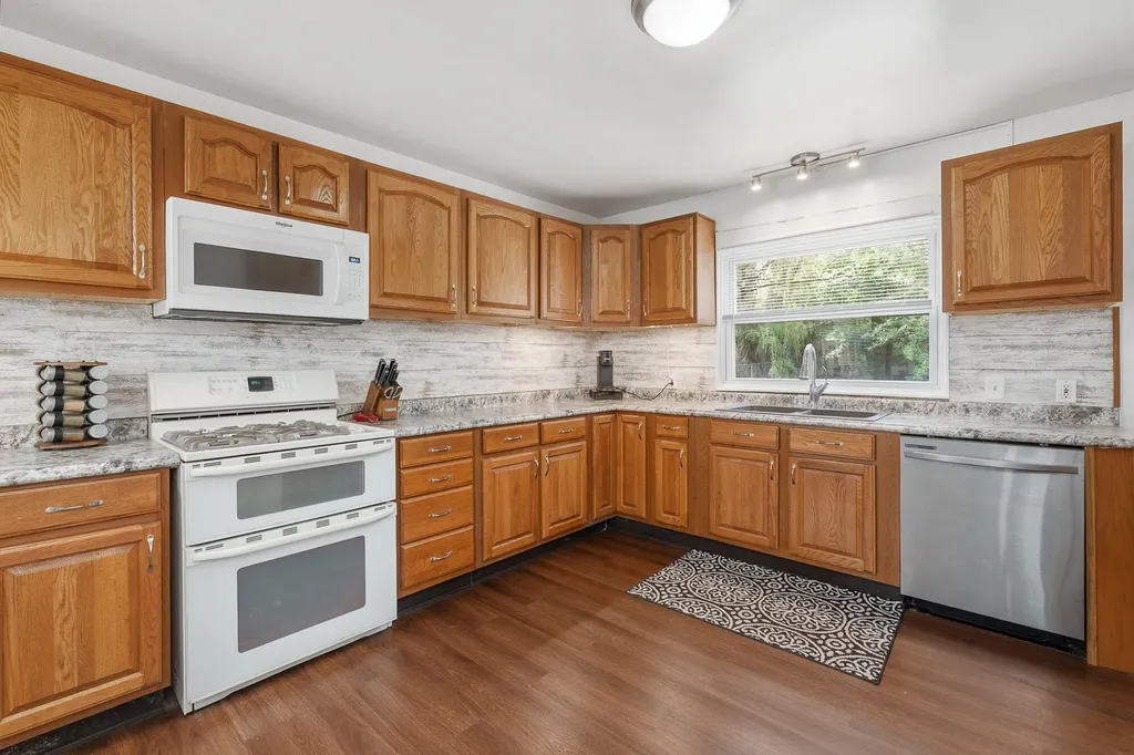 4826 Burt Avenue Oneida Charter Township MI 48837