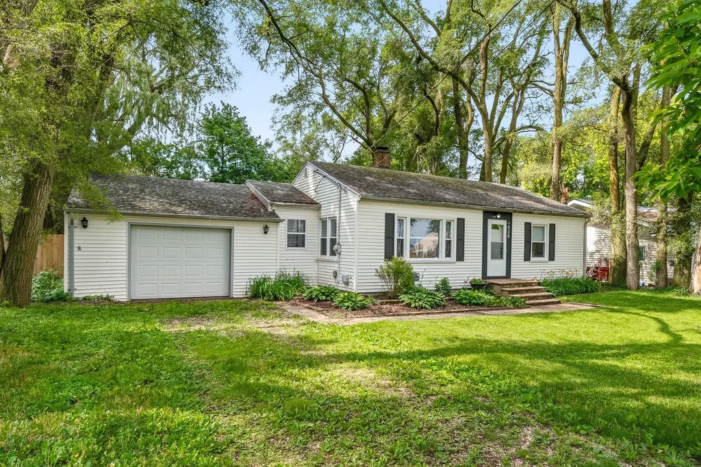 4826 Burt Avenue Oneida Charter Township MI 48837