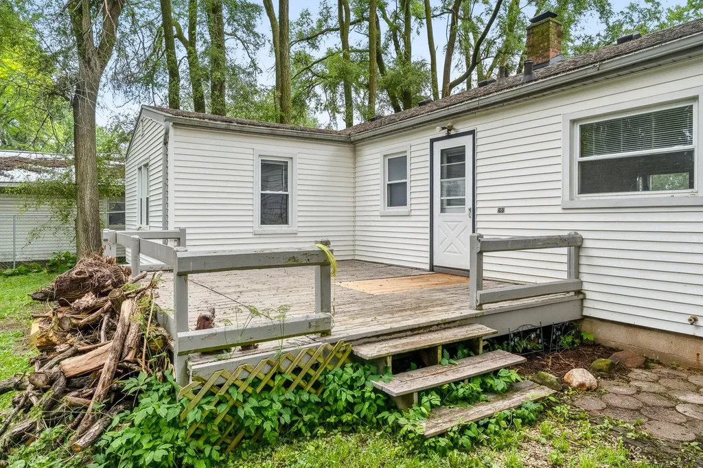 4826 Burt Avenue Oneida Charter Township MI 48837