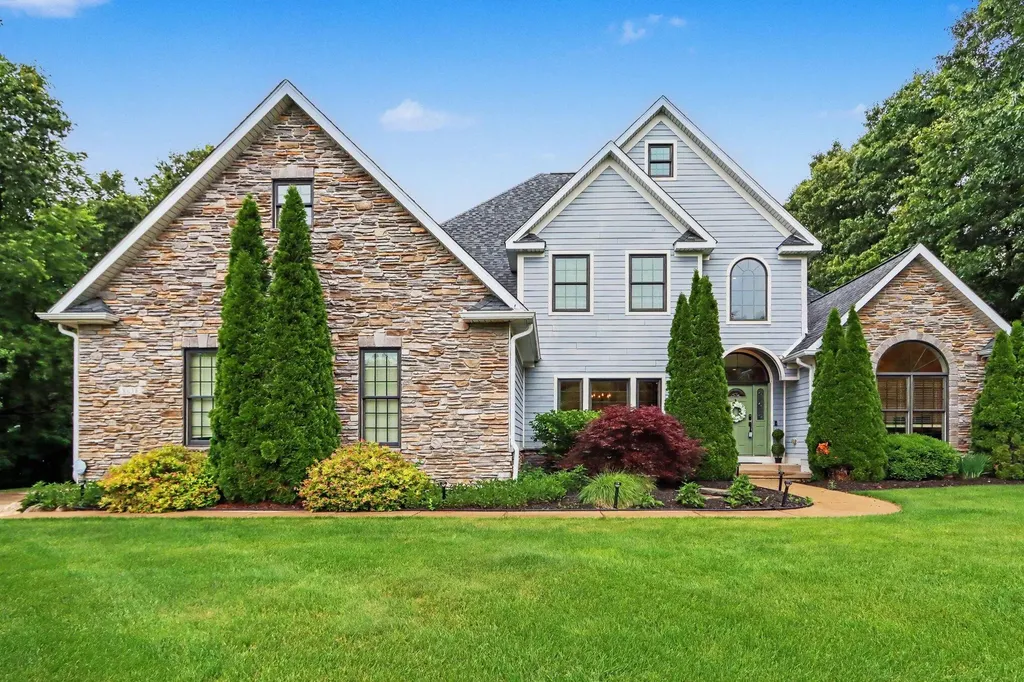 8638 Weeping Pine Lane Texas Charter Township MI 49009
