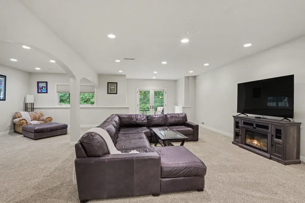 8638 Weeping Pine Lane Texas Charter Township MI 49009
