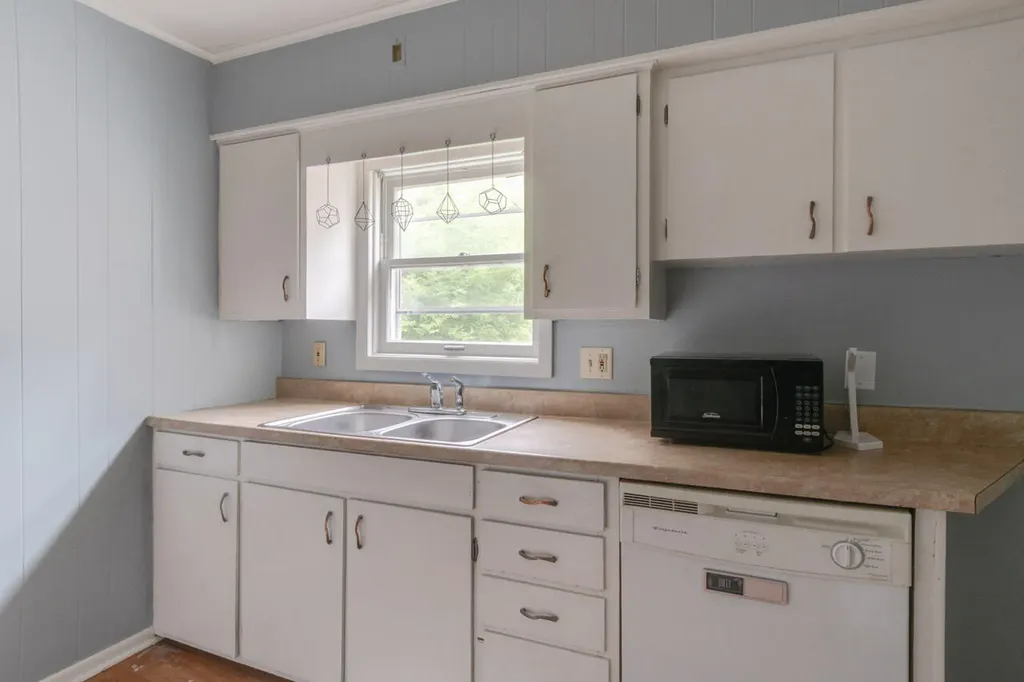 128 S Berkley Street Kalamazoo Charter Township MI 49006