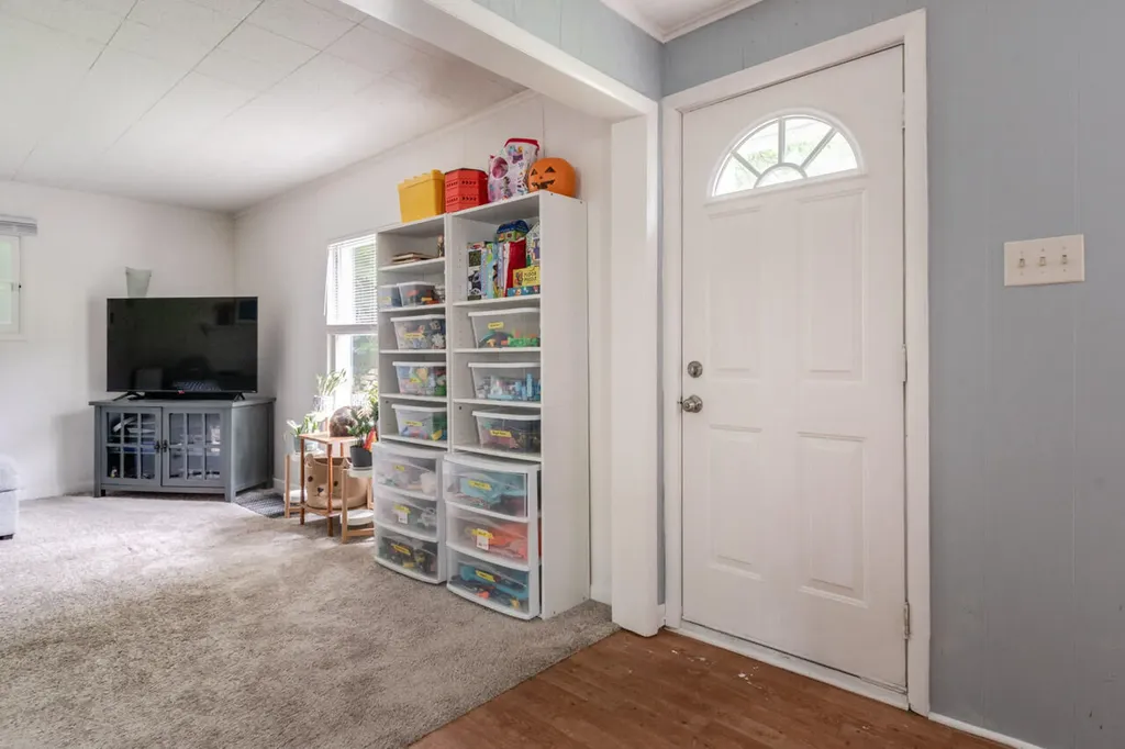 128 S Berkley Street Kalamazoo Charter Township MI 49006