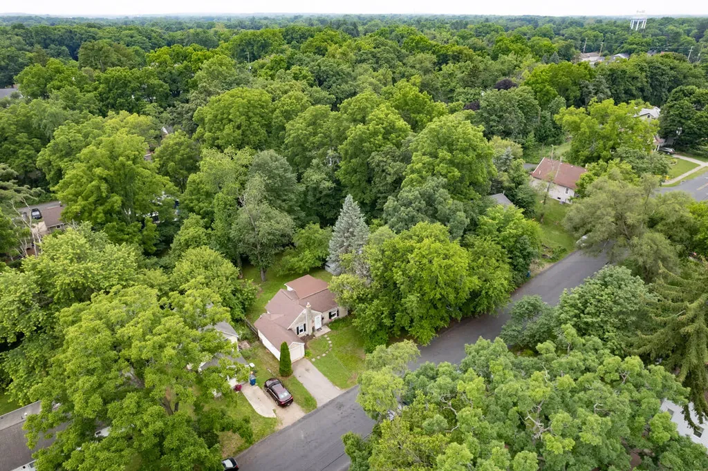 128 S Berkley Street Kalamazoo Charter Township MI 49006