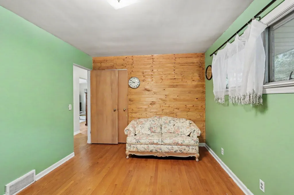4309 Sunnybrook Drive Kalamazoo City MI 49008