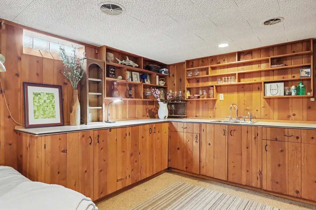 4309 Sunnybrook Drive Kalamazoo City MI 49008