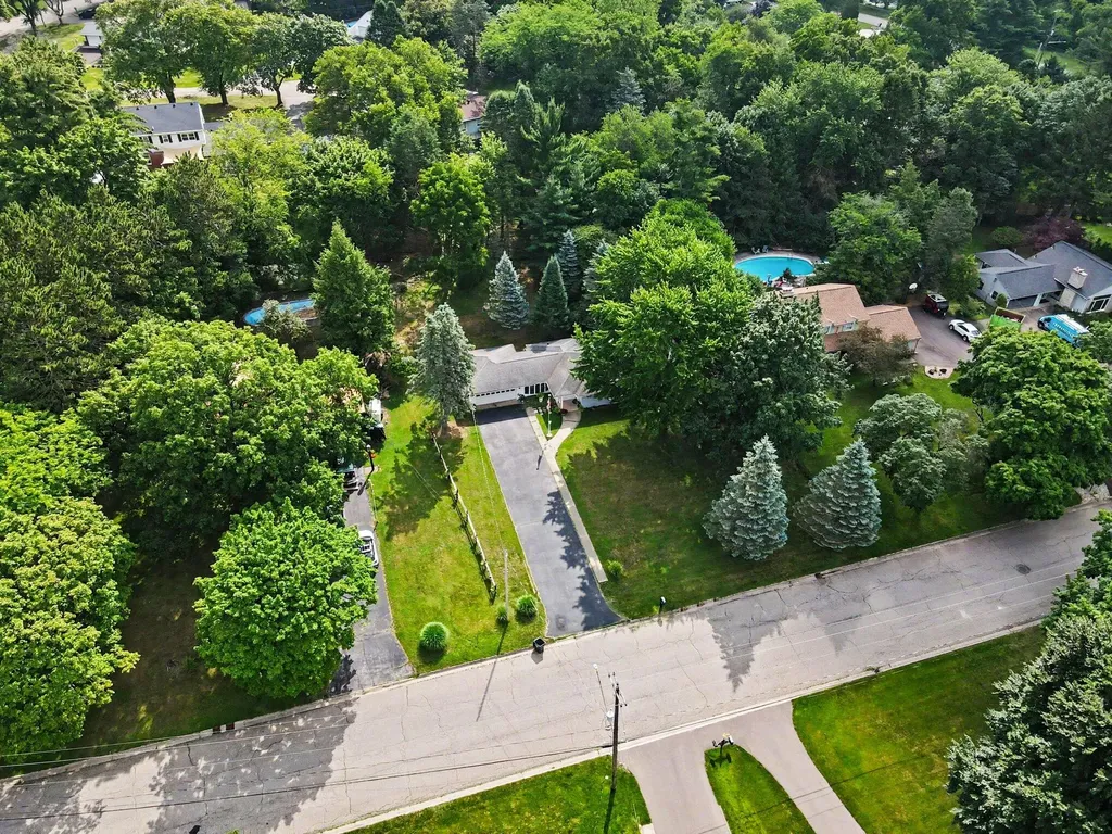 4309 Sunnybrook Drive Kalamazoo City MI 49008
