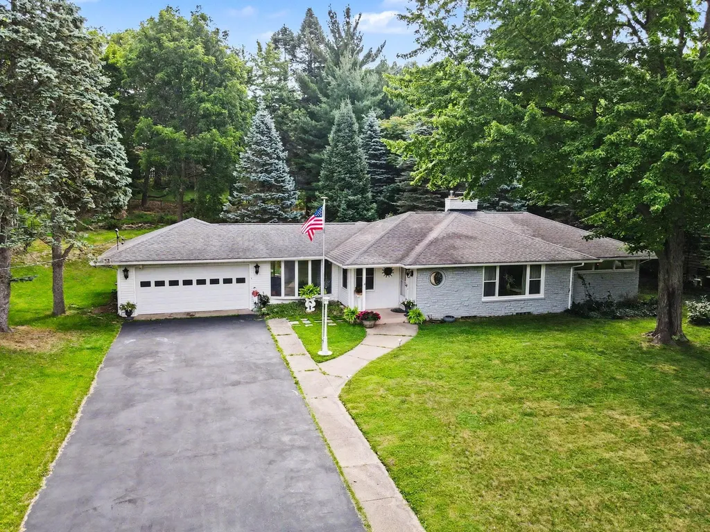 4309 Sunnybrook Drive Kalamazoo City MI 49008