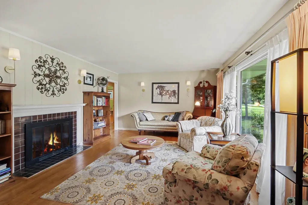 4309 Sunnybrook Drive Kalamazoo City MI 49008