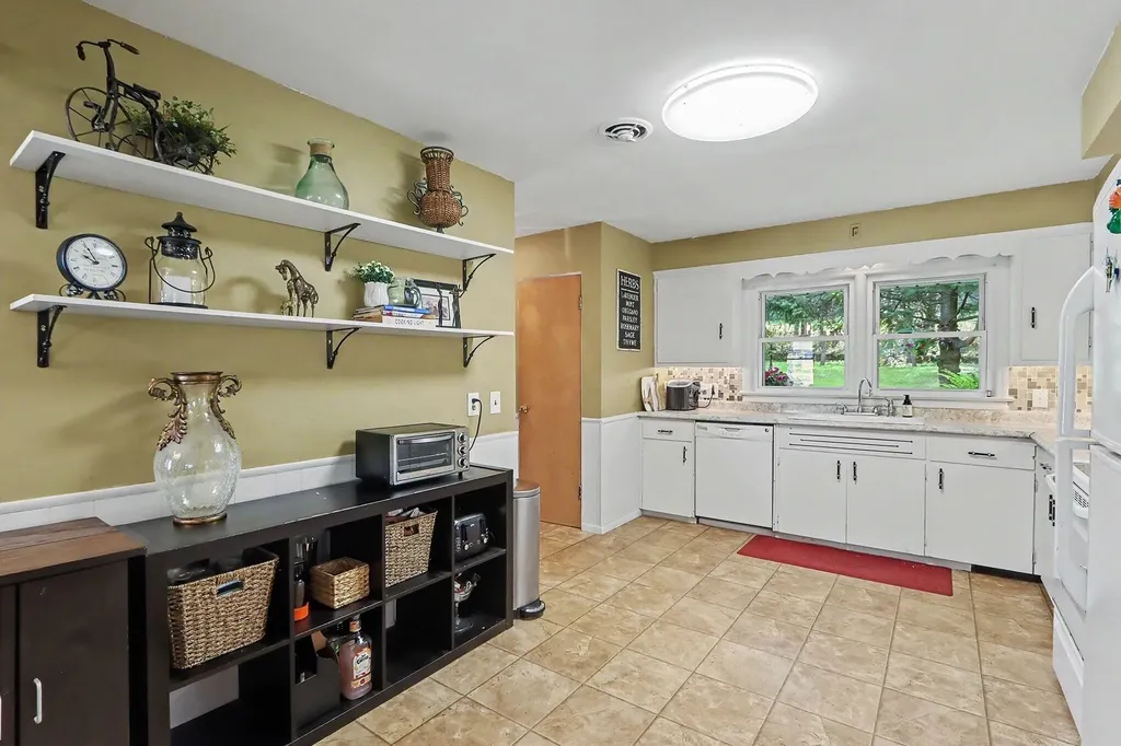 4309 Sunnybrook Drive Kalamazoo City MI 49008