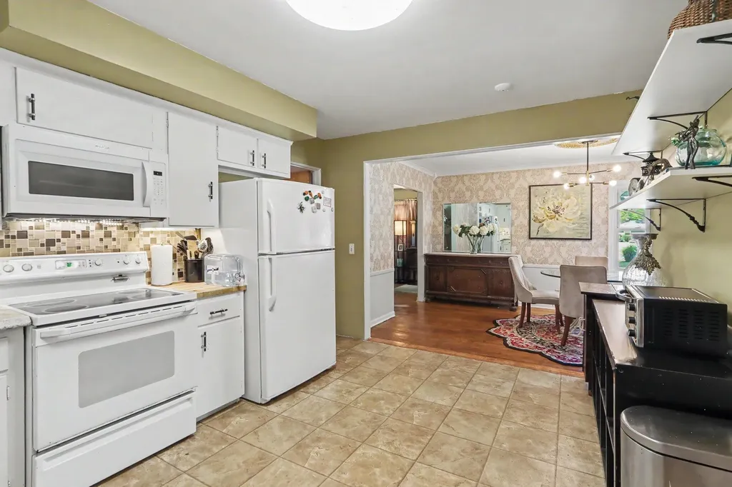 4309 Sunnybrook Drive Kalamazoo City MI 49008