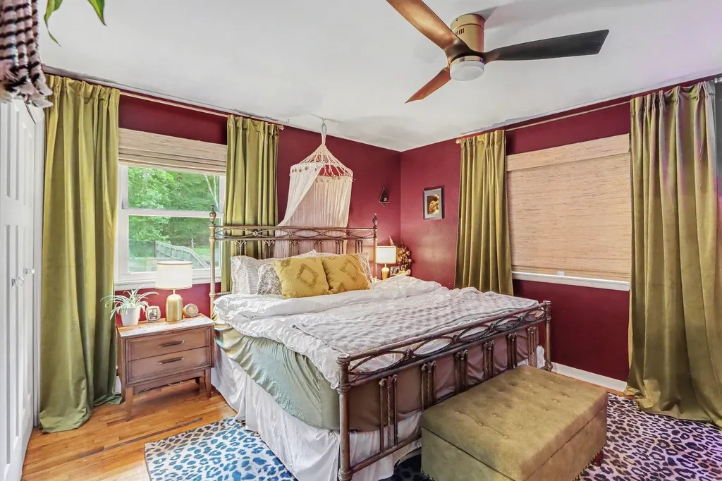 3828 Duke Street Kalamazoo City MI 49008
