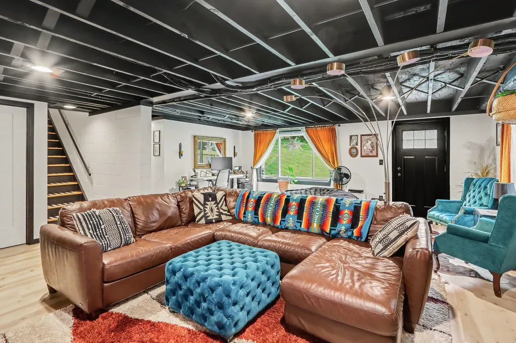3828 Duke Street Kalamazoo City MI 49008
