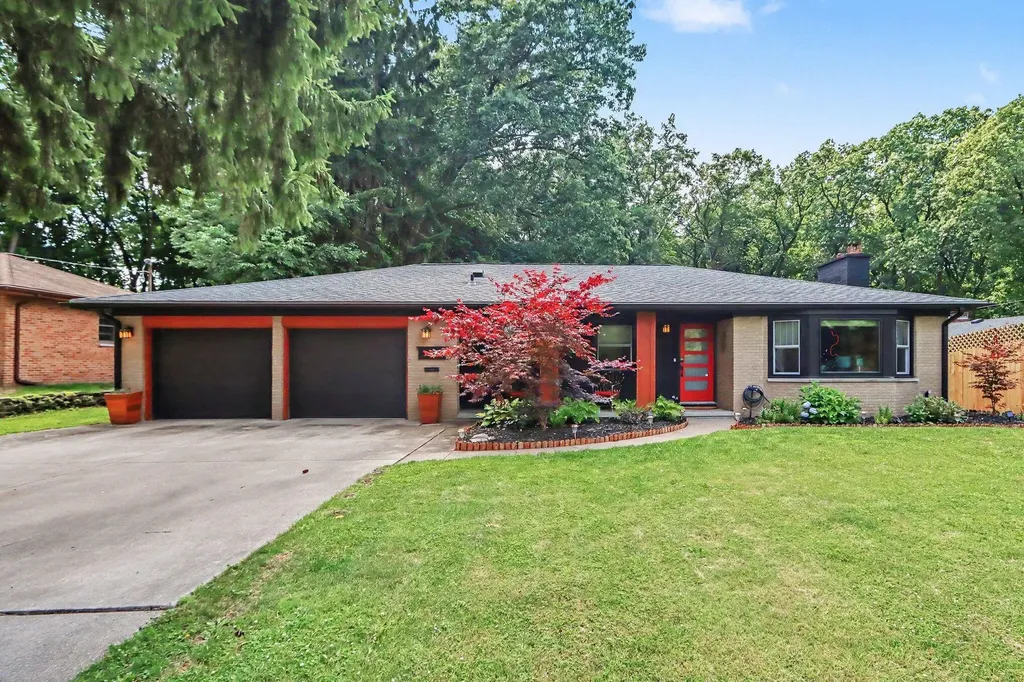 3828 Duke Street Kalamazoo City MI 49008