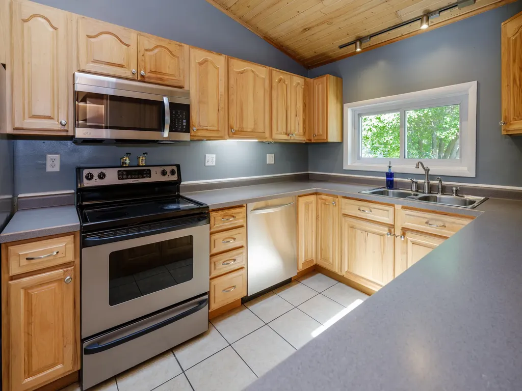 52120 Kern Drive Flowerfield Township MI 49093